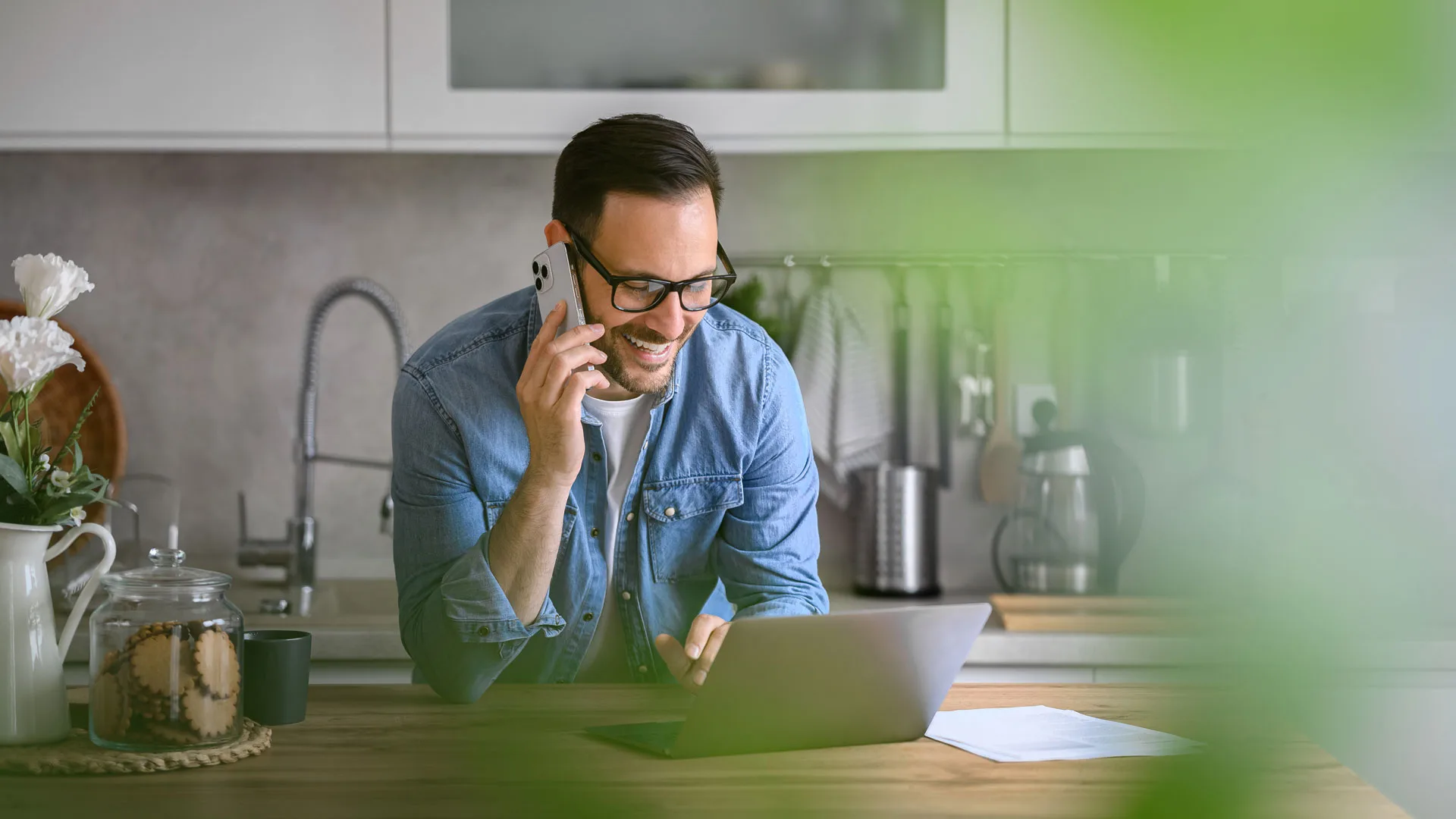 7 Soft Skills Every Remote Worker Needs (1)